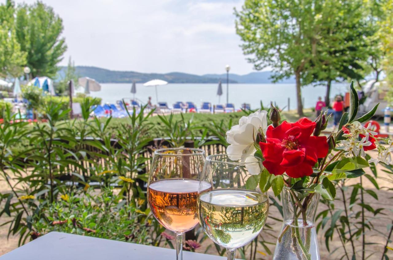 Hotel Kursaal Passignano sul Trasimeno Ngoại thất bức ảnh