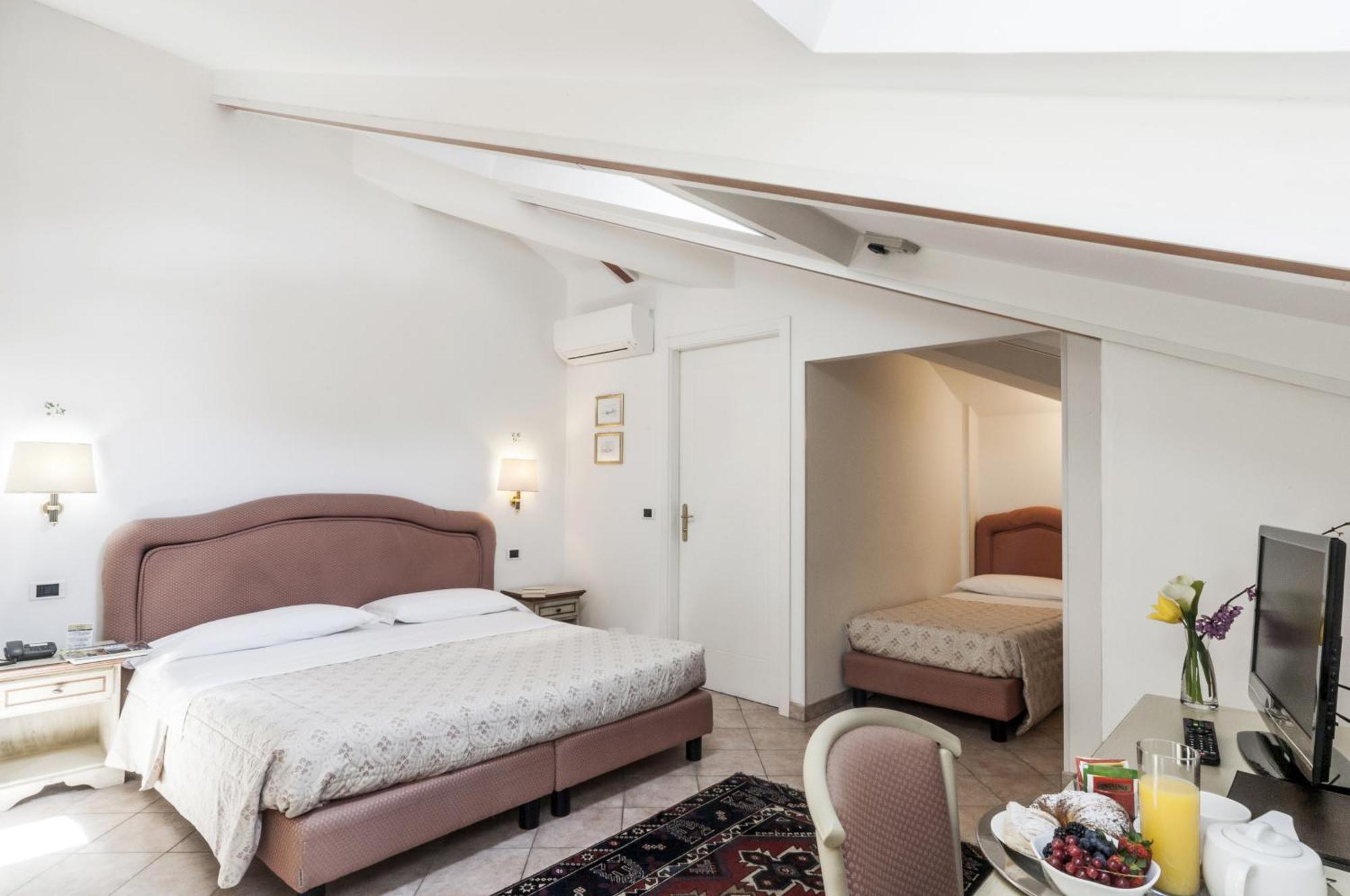 Hotel Kursaal Passignano sul Trasimeno Phòng bức ảnh