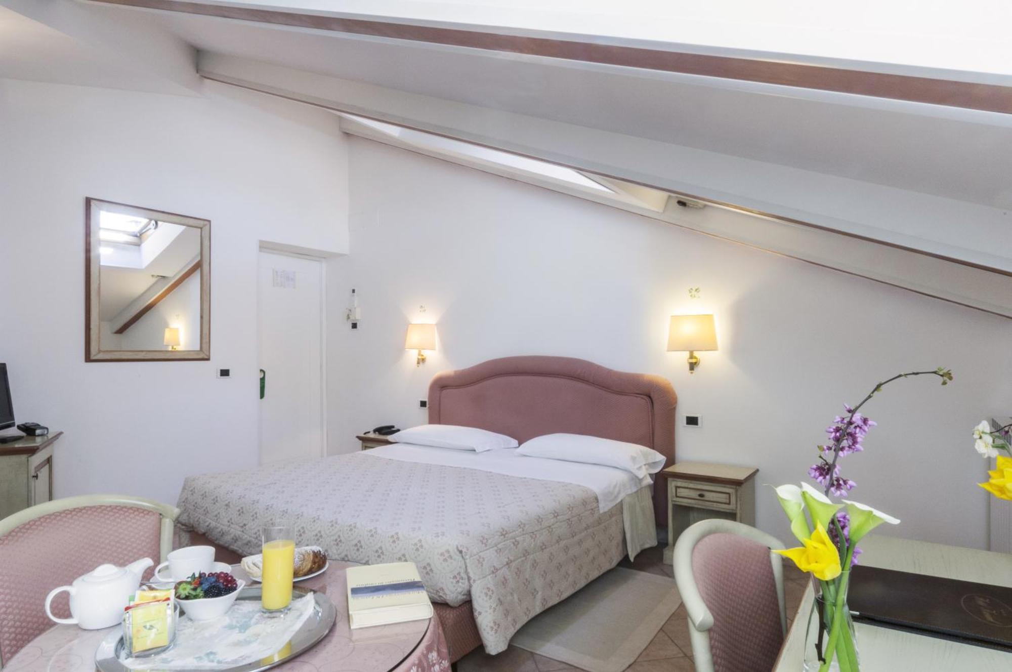 Hotel Kursaal Passignano sul Trasimeno Phòng bức ảnh