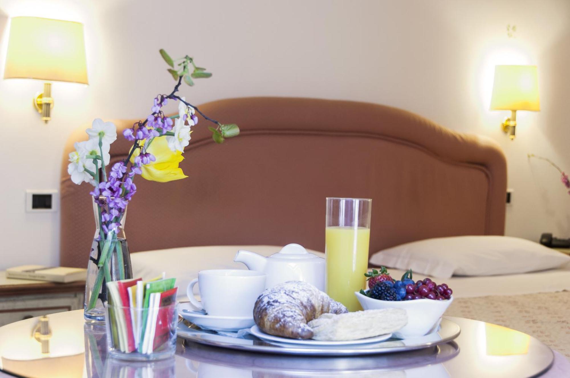 Hotel Kursaal Passignano sul Trasimeno Phòng bức ảnh